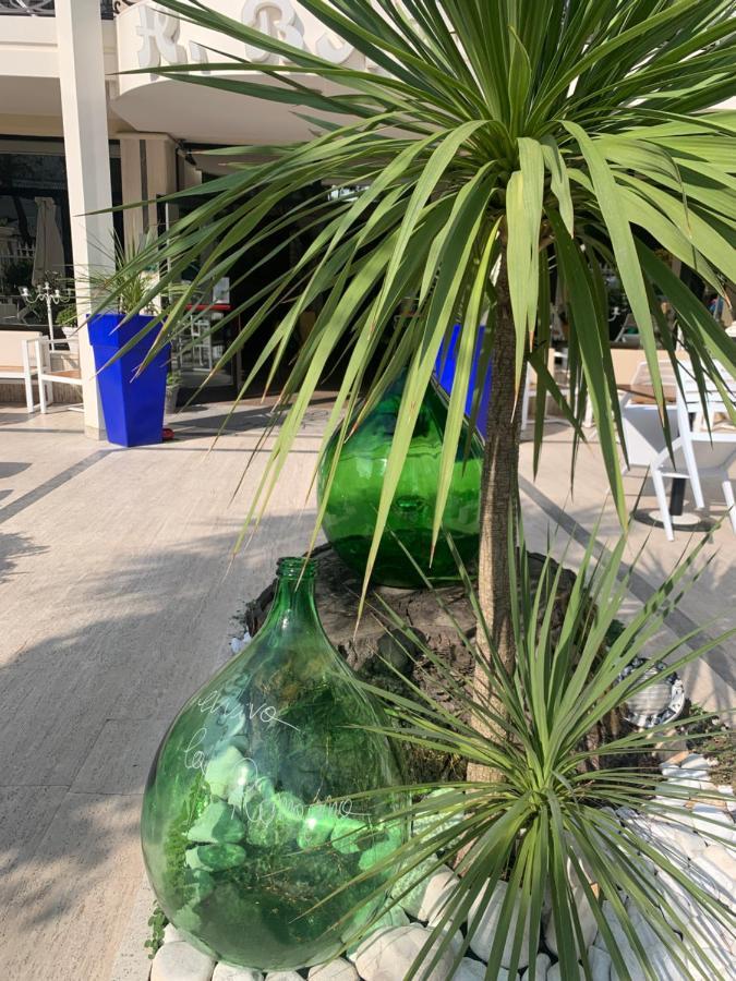 Hotel Baby B&B Milano Marittima Luaran gambar