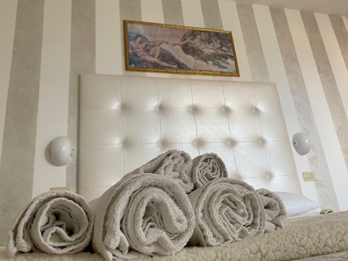 Hotel Baby B&B Milano Marittima Luaran gambar