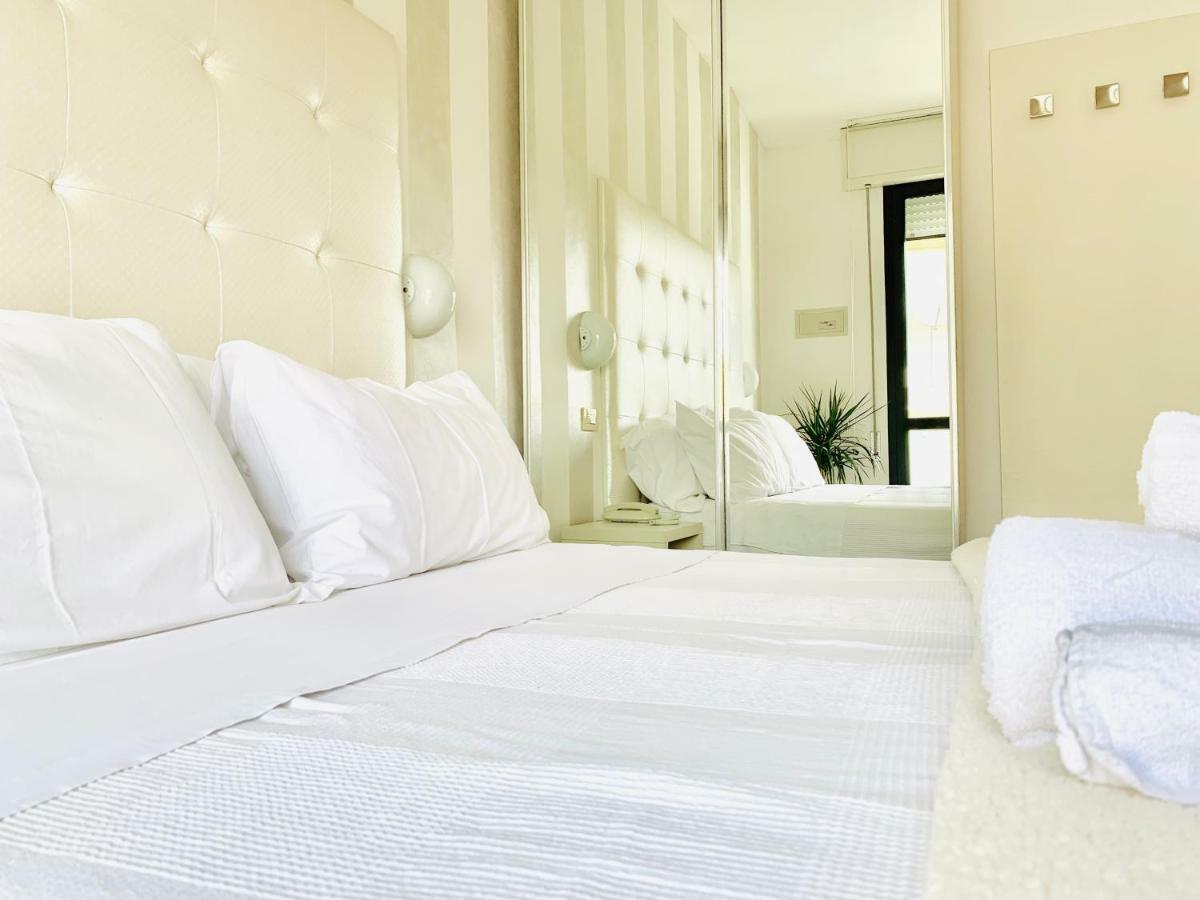 Hotel Baby B&B Milano Marittima Luaran gambar